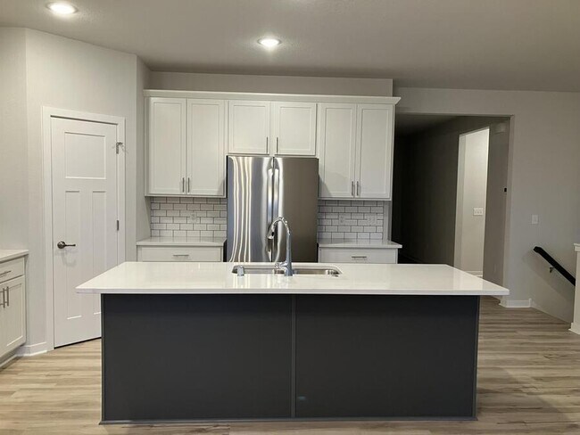 Foto del edificio - 993 Cascade Cir