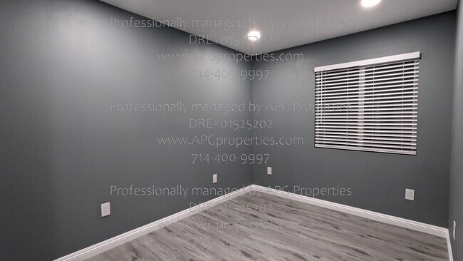 Foto del edificio - 7432 Franklin St