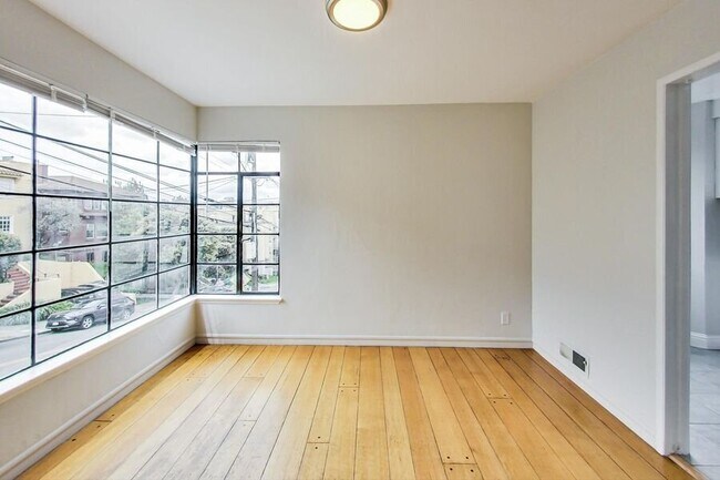 Foto del edificio - 612A Brooklyn Avenue-