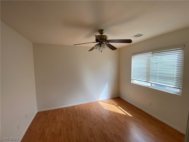 Building Photo - 1588 Ravanusa Dr