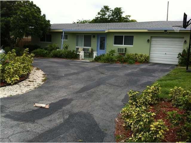 Foto principal - 520 NE 36th St