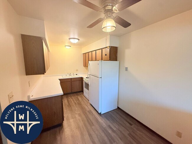 Foto del edificio - 8223 W Oklahoma Ave