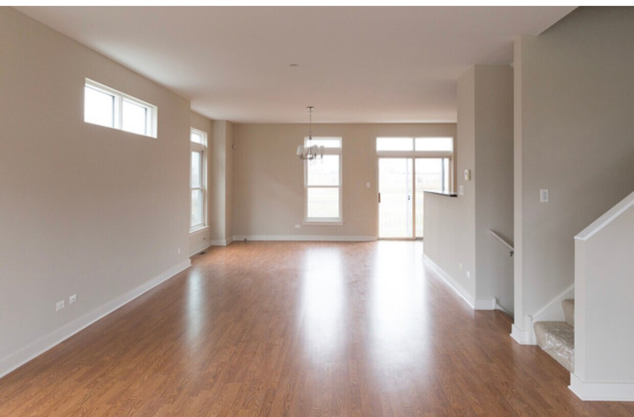 Primary Photo - 1403 W Water St