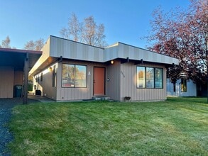 Building Photo - 3916 E Turnagain Blvd