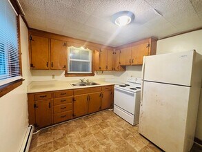 Building Photo - 121 Hearthstone Dr