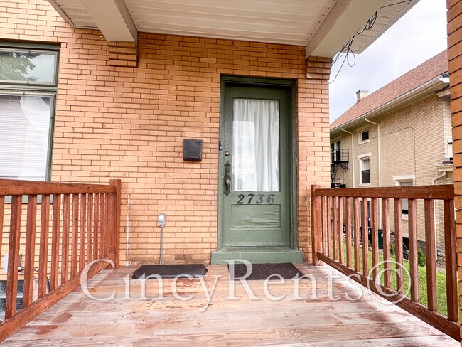 Foto del edificio - 2736 Madison Rd