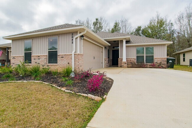 Foto del edificio - Beautiful 4 bedroom home in Pace