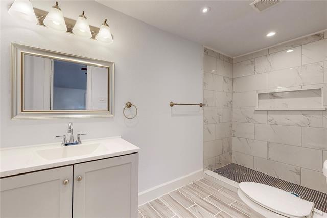 Building Photo - 11549 Desdemona Dr