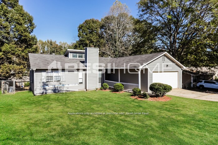 Primary Photo - 1078 Lombardy Way