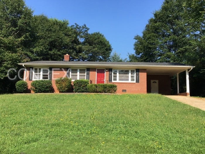 Primary Photo - 4 BEDROOM RANCH-STYLE BRICK HOUSE