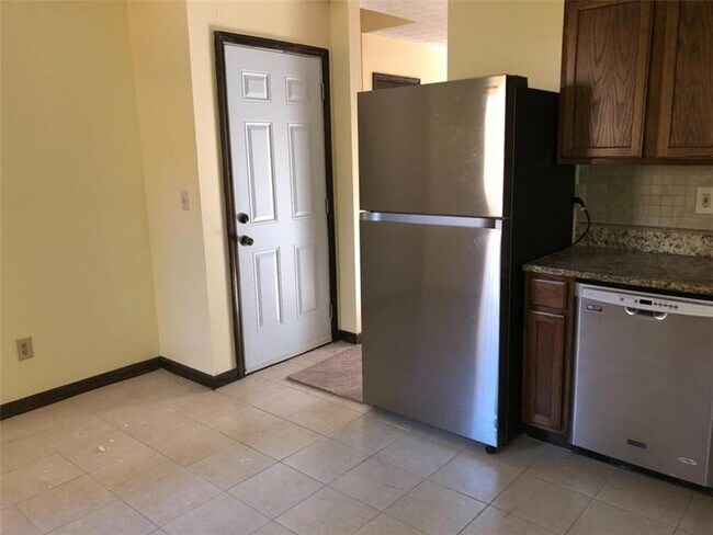 Building Photo - 3102 Del Monico Dr