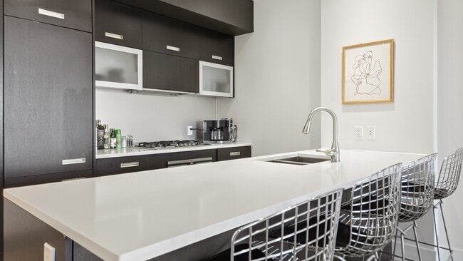 Photo du bâtiment - 2505-2517 17 Ave SW