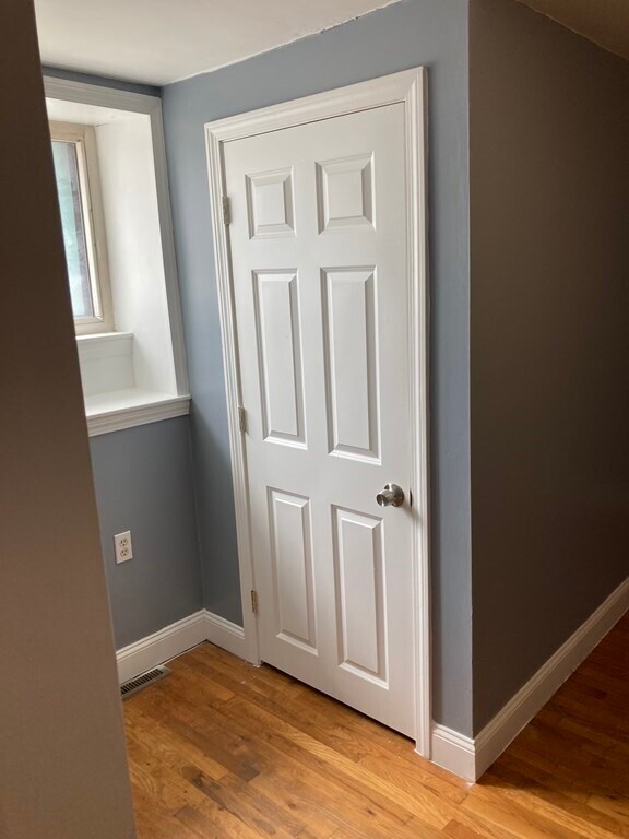 Building Photo - 260 Fountain St