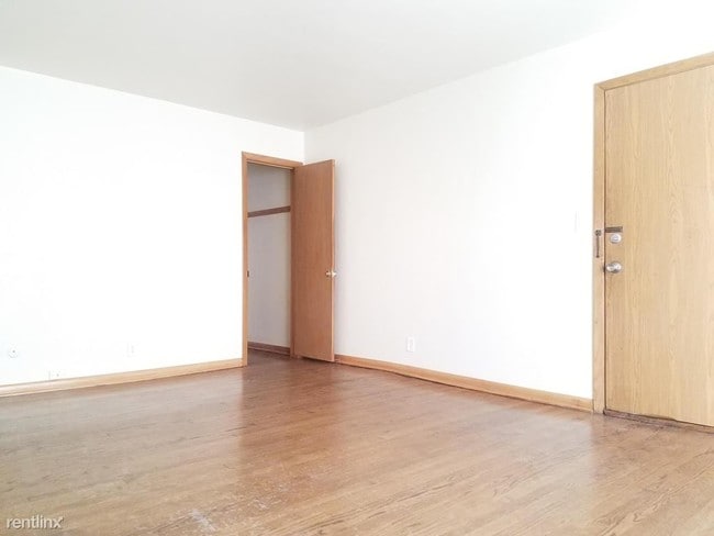 Building Photo - 3202 N 76th St
