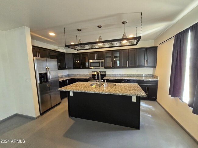 Foto del edificio - 2302 N 36th St