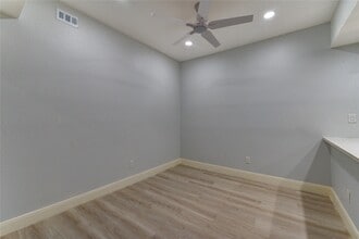 Building Photo - 11711 Memorial Dr