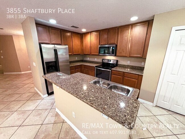 Building Photo - Walden Chase Townhome for Rent in Oviedo