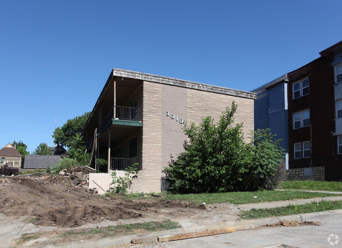 30103012 McGee St, Kansas City, MO 64108 30103012 McGee St Kansas