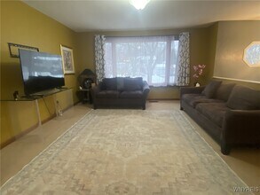 Building Photo - 36 Altair Dr