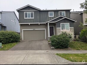 Building Photo - 2641 NW Beehollow Ln