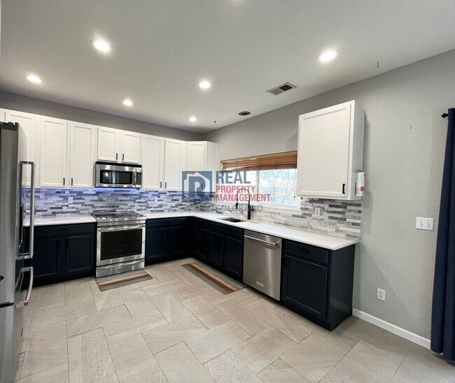 Photo - 11671 Elkhart St House