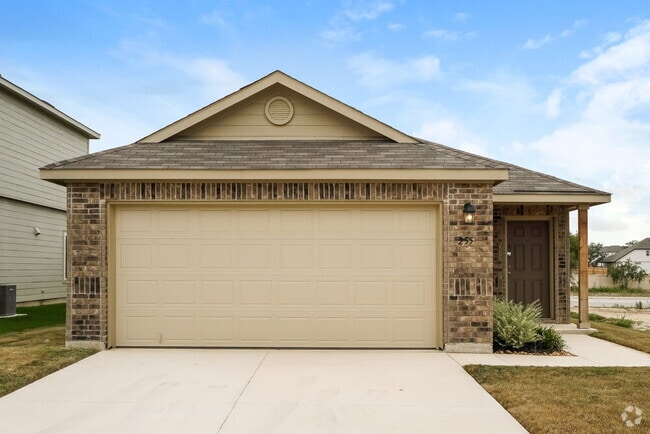Building Photo - 255 Bailey Blf