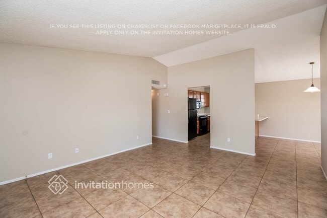 Building Photo - 5037 E Bannock St