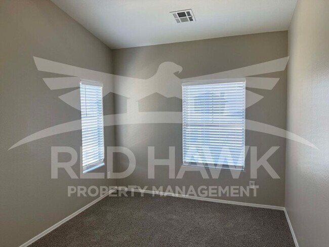 Foto del edificio - 900 S 94th St