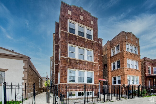 Building Photo - 1043 N Christiana Ave