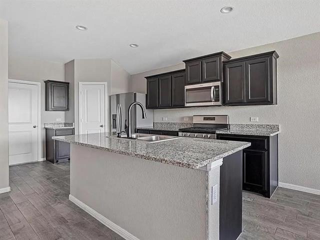 Building Photo - 9805 Summerton Dr