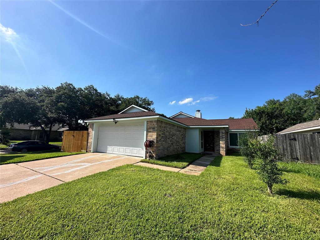 Primary Photo - 3415 Hillstone Dr