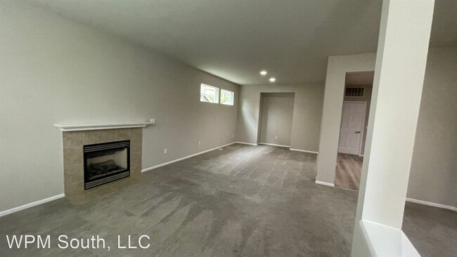 Building Photo - 3 br, 2.5 bath House - 16118 166th Ave SE