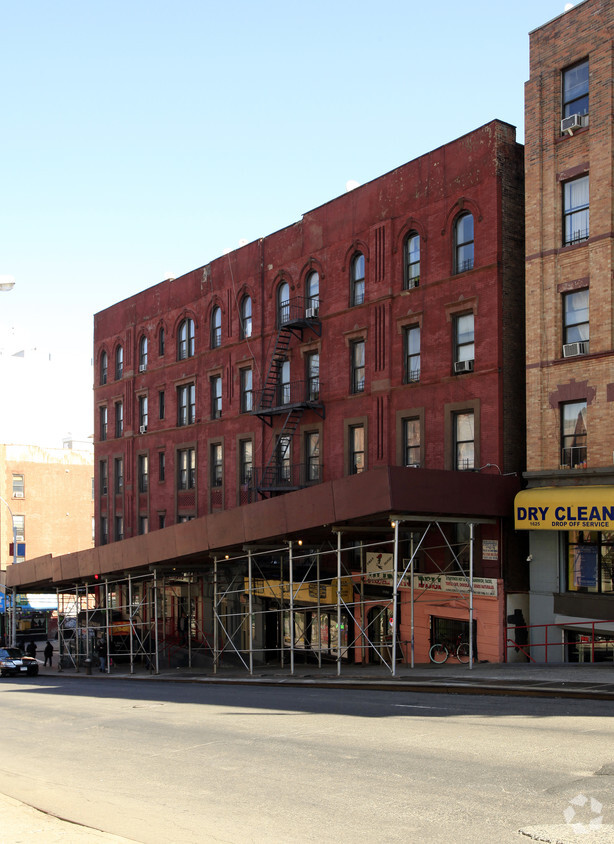 Foto del edificio - 1629 Lexington Ave