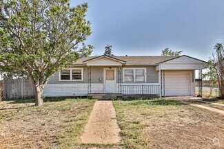 Building Photo - 815 52nd St