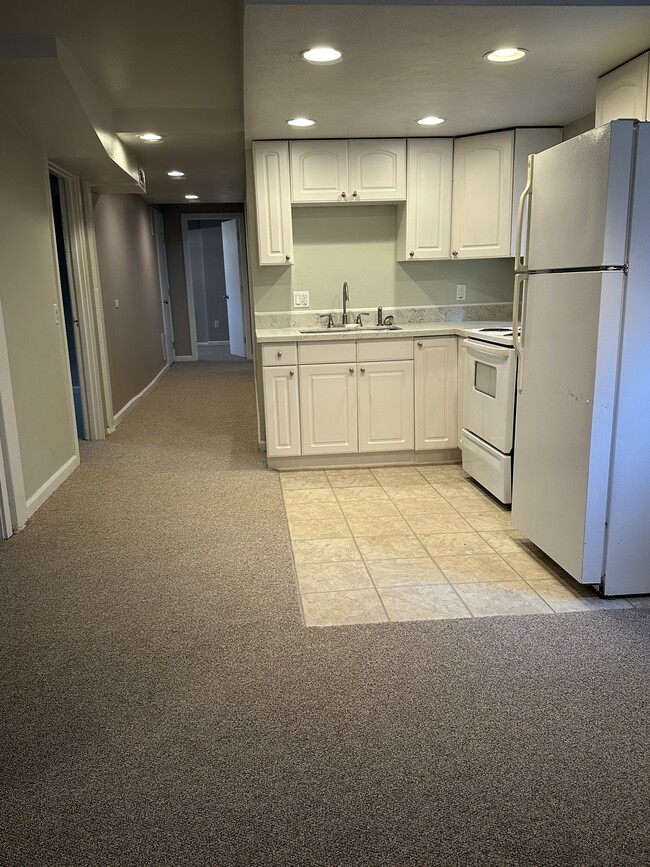 Building Photo - 3913 Densmore Ave N