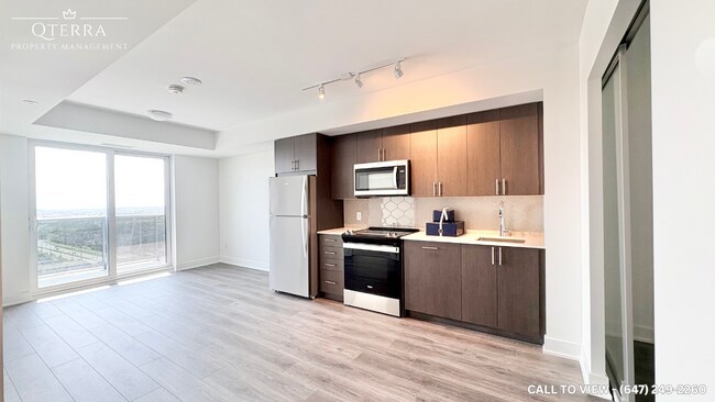 Photo du bâtiment - 2545 Simcoe St N