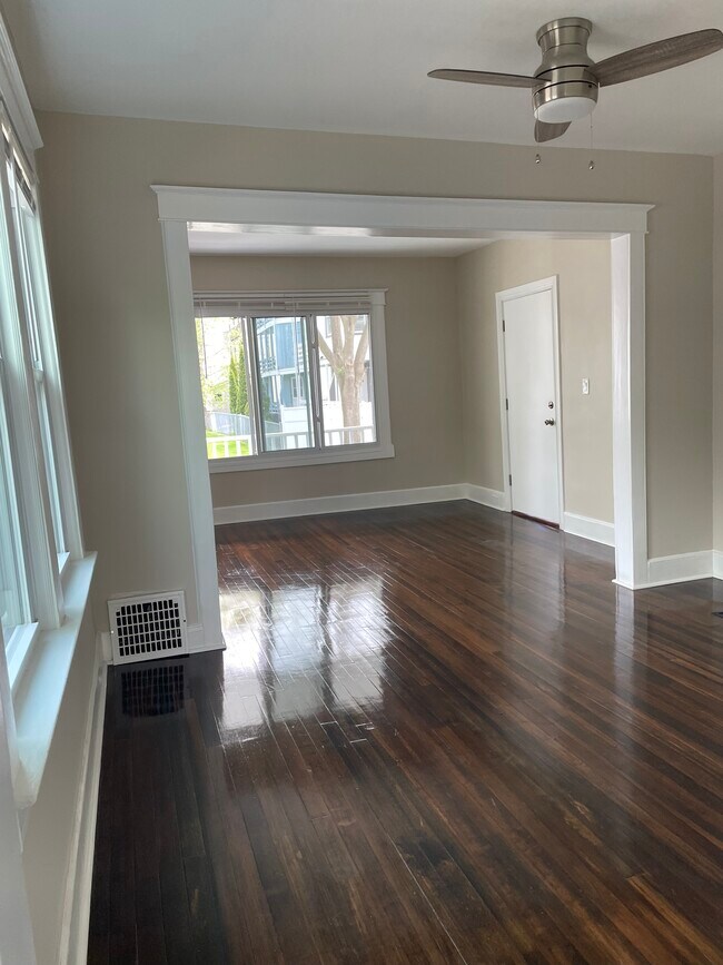 Sala de estar/Comedor - 59 Cleveland Ave
