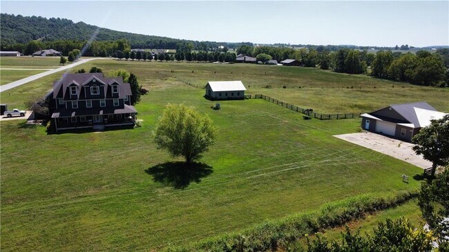 Building Photo - 148 Madison 7145