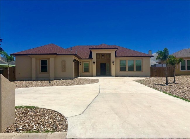 Building Photo - 14506 Dragonet St