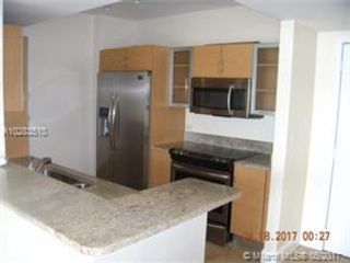 Building Photo - 2775 NE 187th St