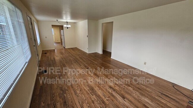 Building Photo - 1701 S 16th St