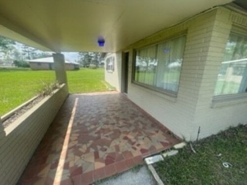 Building Photo - 13025 Highway 190 W