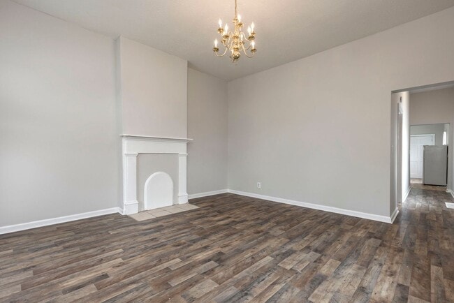 Foto del edificio - 726-728 W Saint Catherine Street