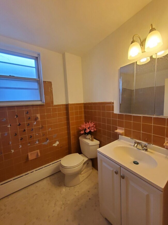 Foto del edificio - Nice 3Bd/1Ba Available Now...in Elmwood