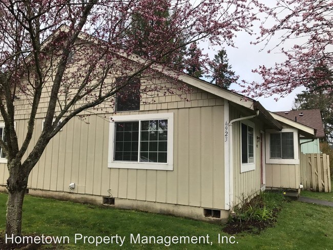 Foto del edificio - 4923 Cottage Ln SE