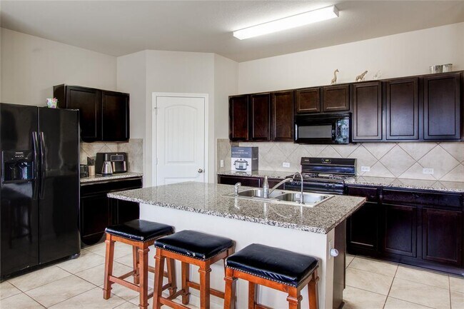Foto del edificio - 326 Dusky Thrush Dr