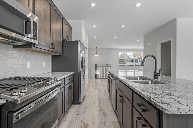 Foto del edificio - 6525 Jody Ave S