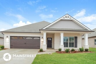 Building Photo - 14704 Greenleaf Dr