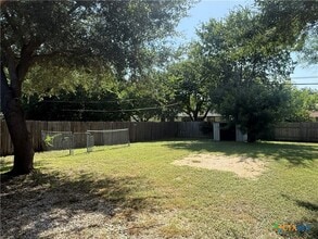 Building Photo - 1402 Saddle Dr