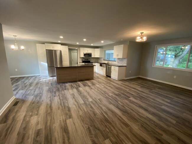 Foto del edificio - 13331 Allisonville Rd